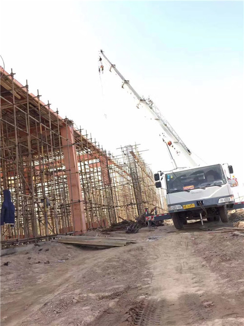 利津县吊车作业的安全注意事项有哪些？