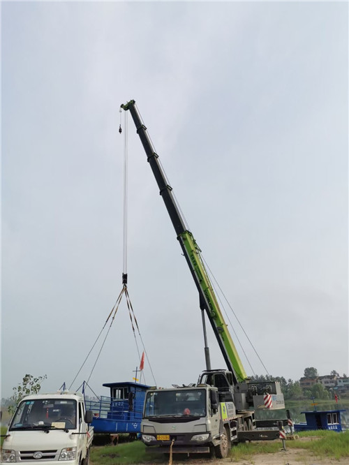 利津县桥梁建设吊装案例