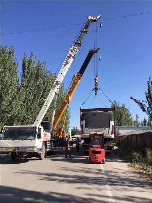 利津县港口集装箱搬运案例